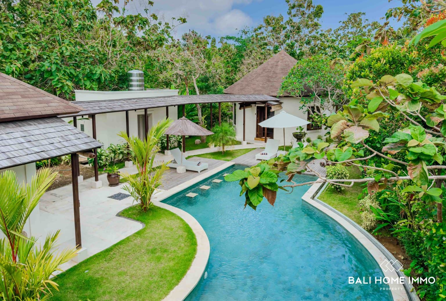 5-bedroom freehold villa in Uluwatu — photo 2 of 5