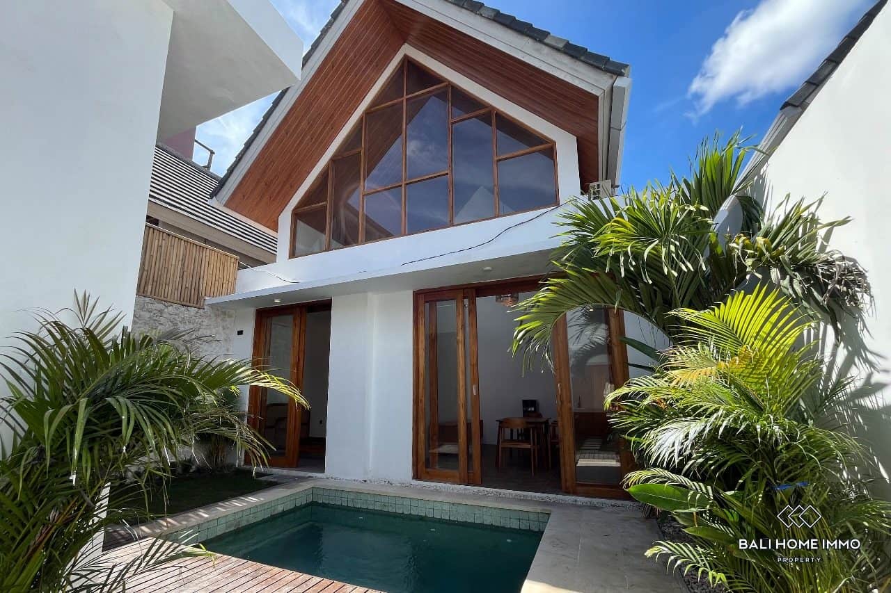 Cozy 2 Bedroom Villa in Kerobokan for Sale Leasehold