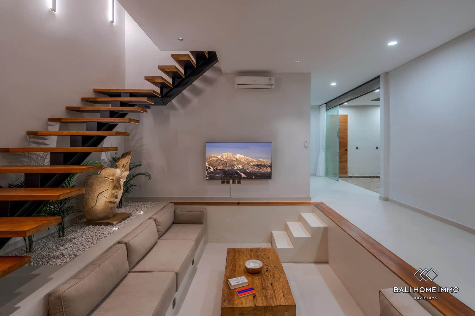 3-bedroom leasehold villa in Canggu — photo 3 of 5