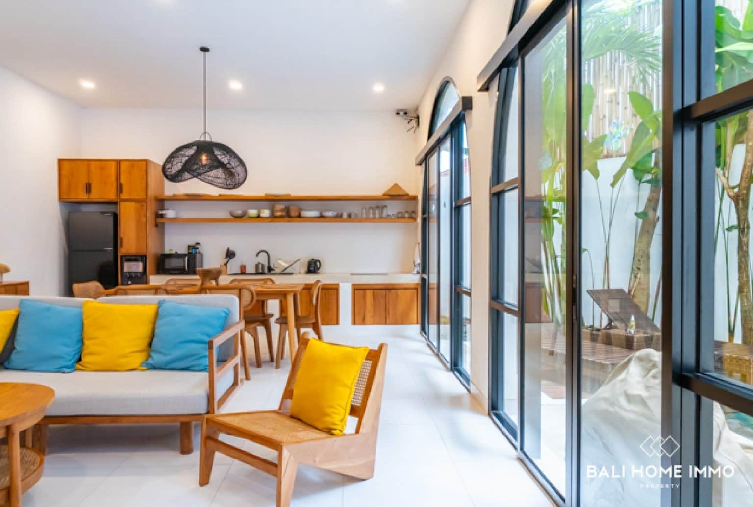 3-bedroom freehold villa in Canggu — photo 2 of 5