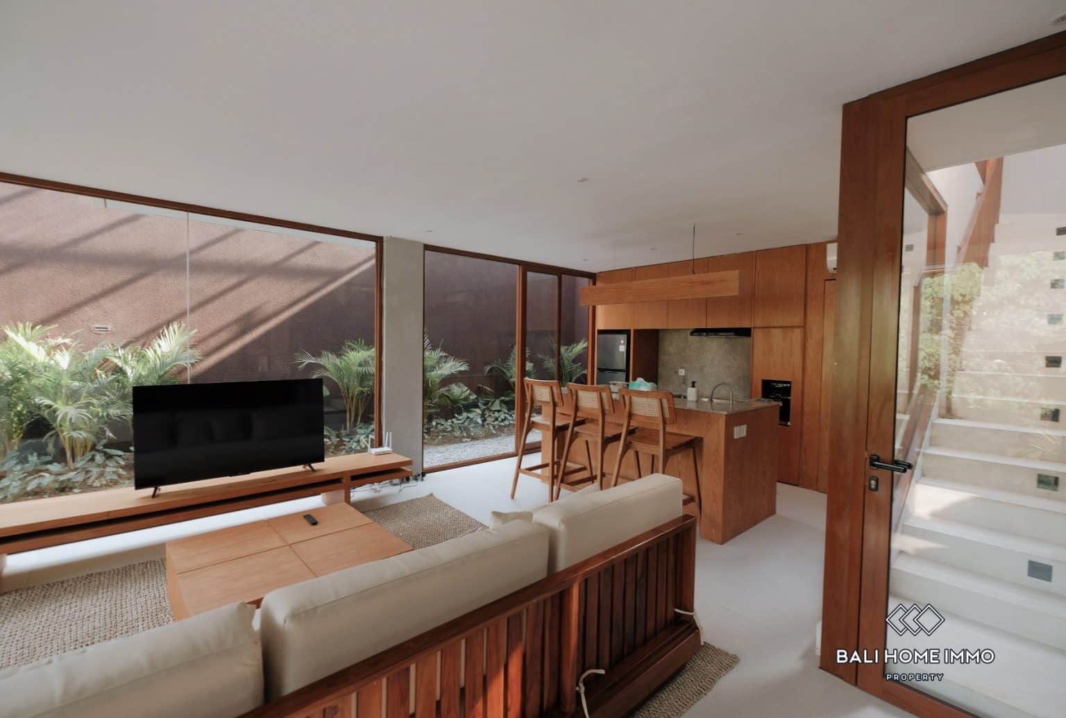 3-bedroom leasehold villa in Canggu — photo 4 of 5