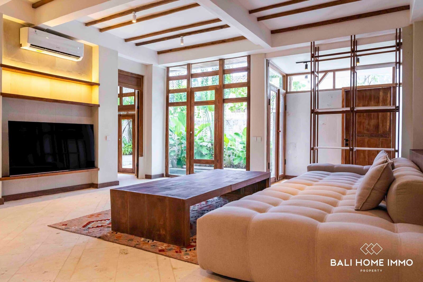 3-bedroom leasehold villa in Canggu — photo 4 of 5