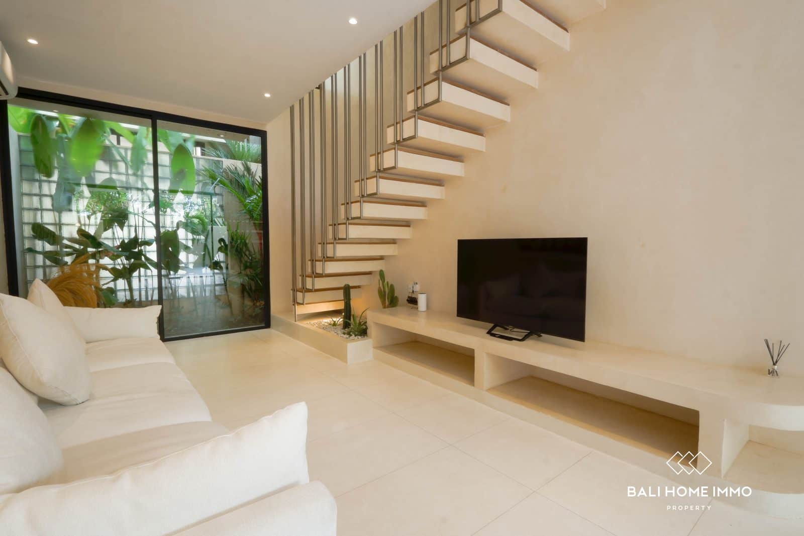3-bedroom leasehold villa in Canggu — photo 3 of 5