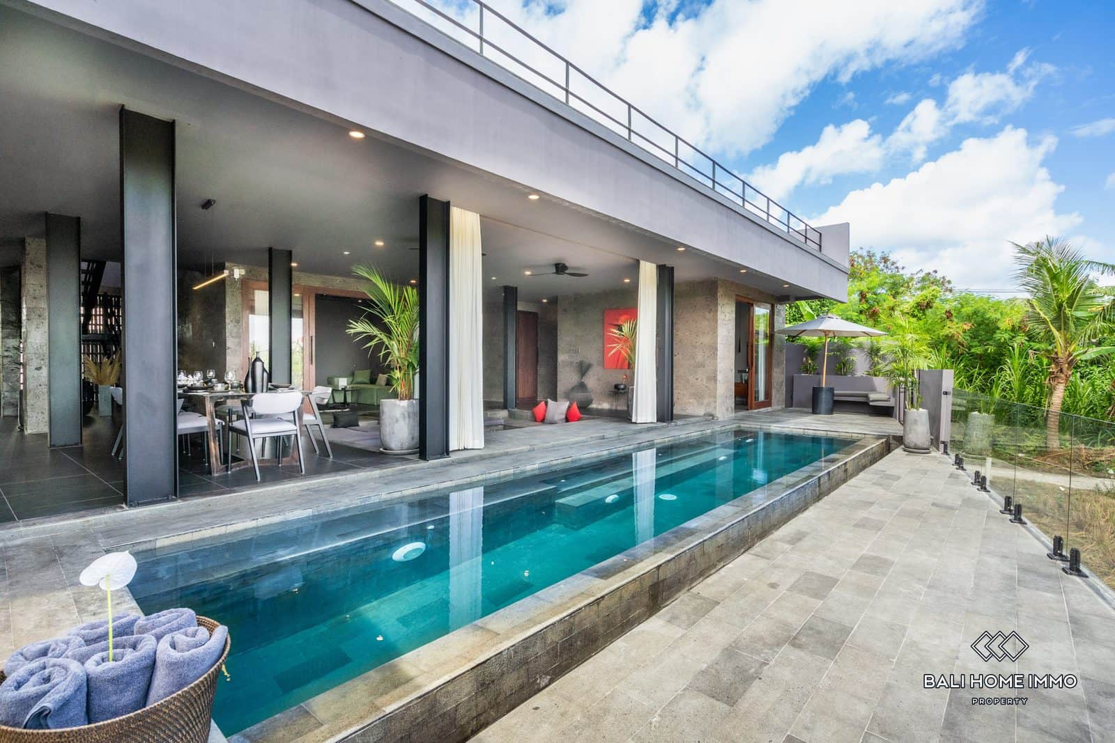 5-bedroom leasehold villa in Pererenan — photo 2 of 5
