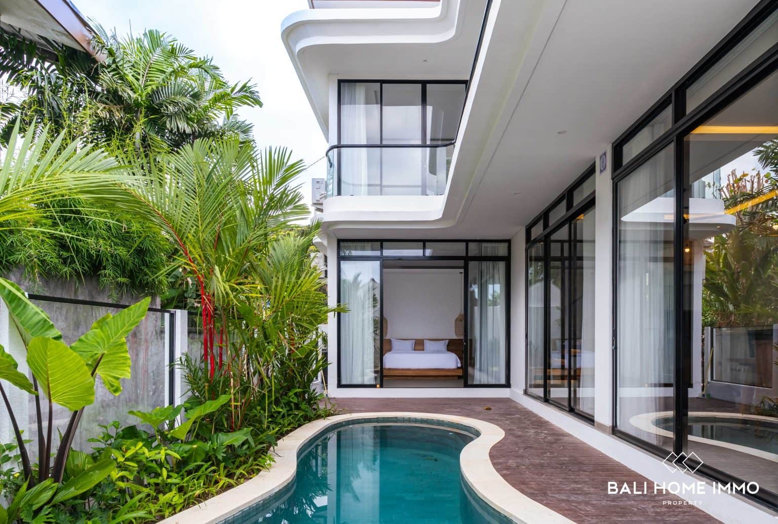 Brand new 3 bedroom villa for sale leasehold in Tiying Tutul Pererenan