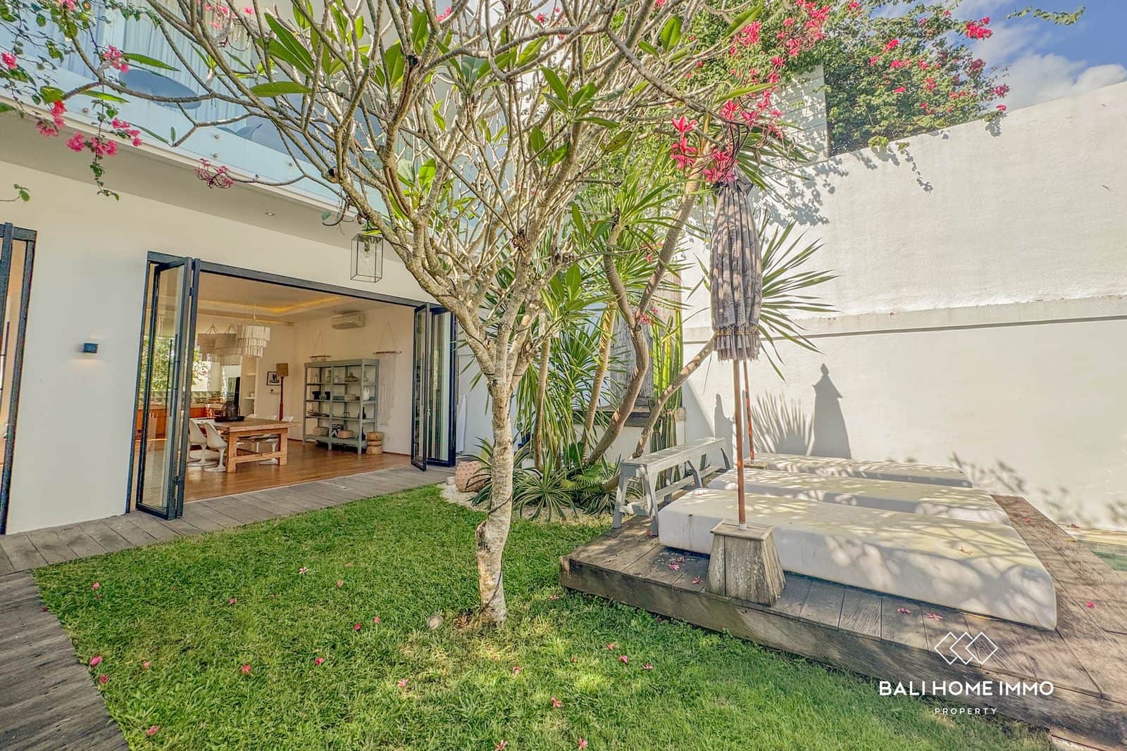 3-bedroom leasehold villa in Pererenan — photo 2 of 5