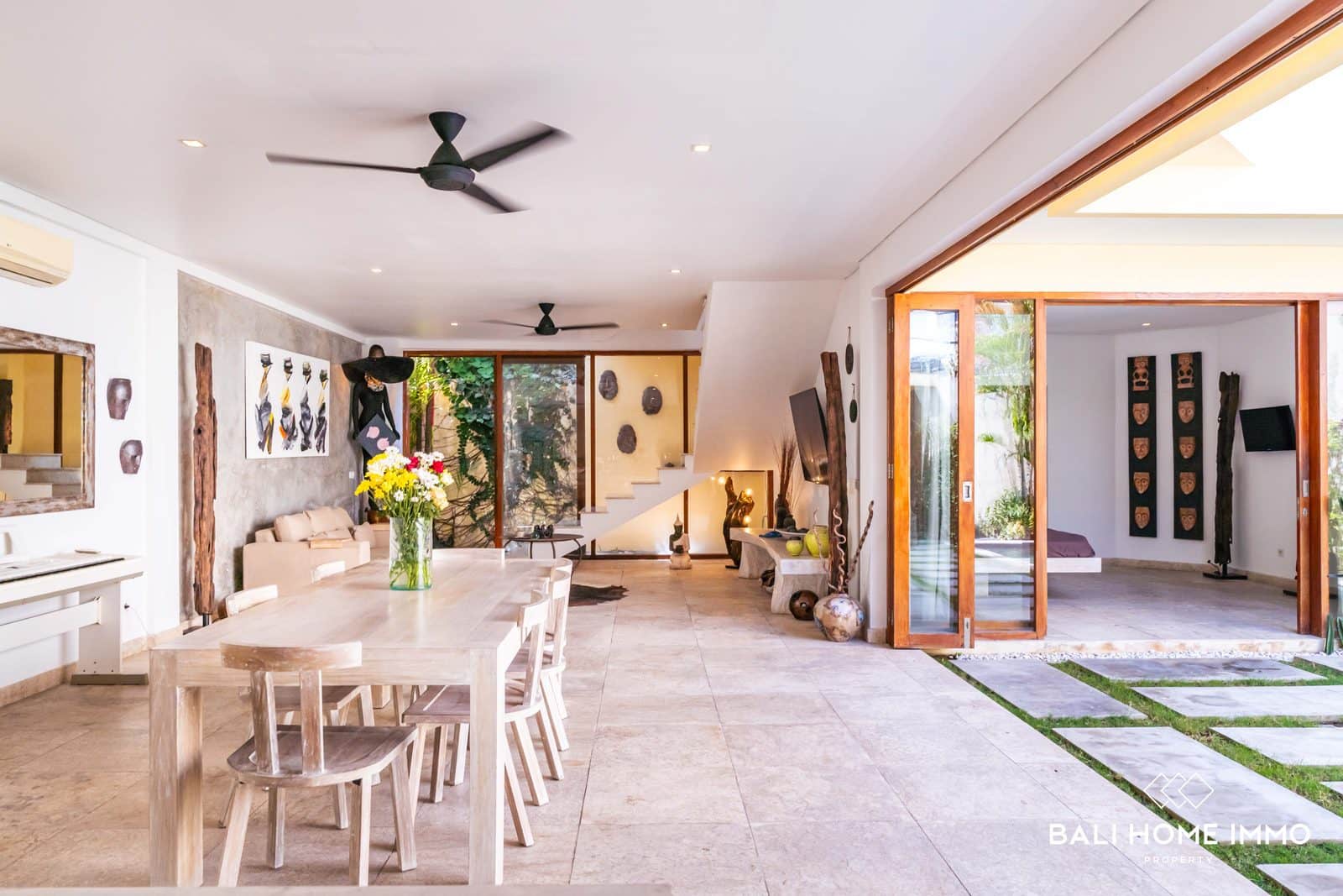 3-bedroom leasehold villa in Canggu — photo 4 of 5