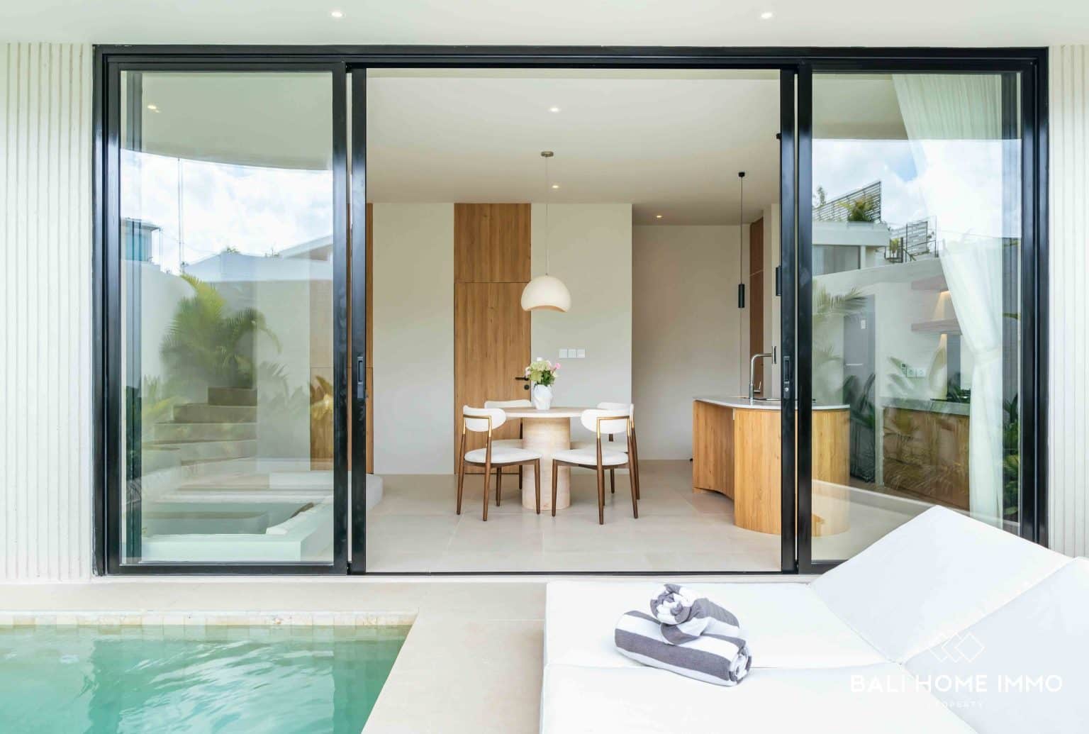 1-bedroom leasehold villa in Pererenan — photo 2 of 5