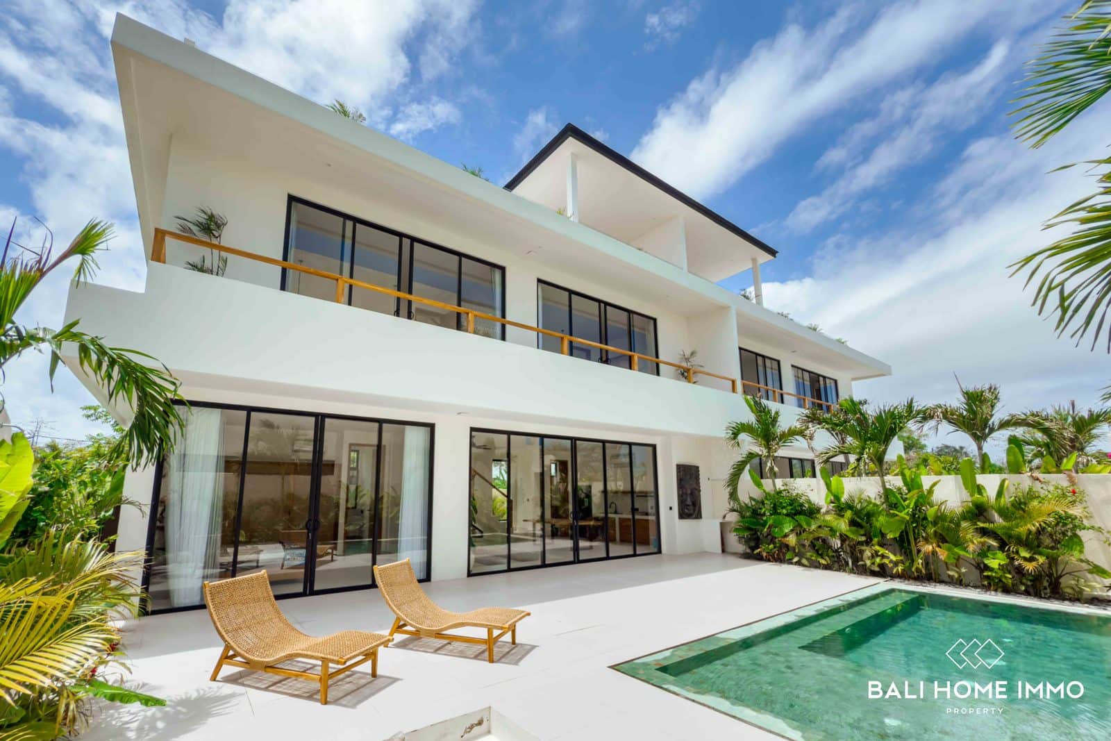 3-bedroom freehold villa in Uluwatu — photo 2 of 5