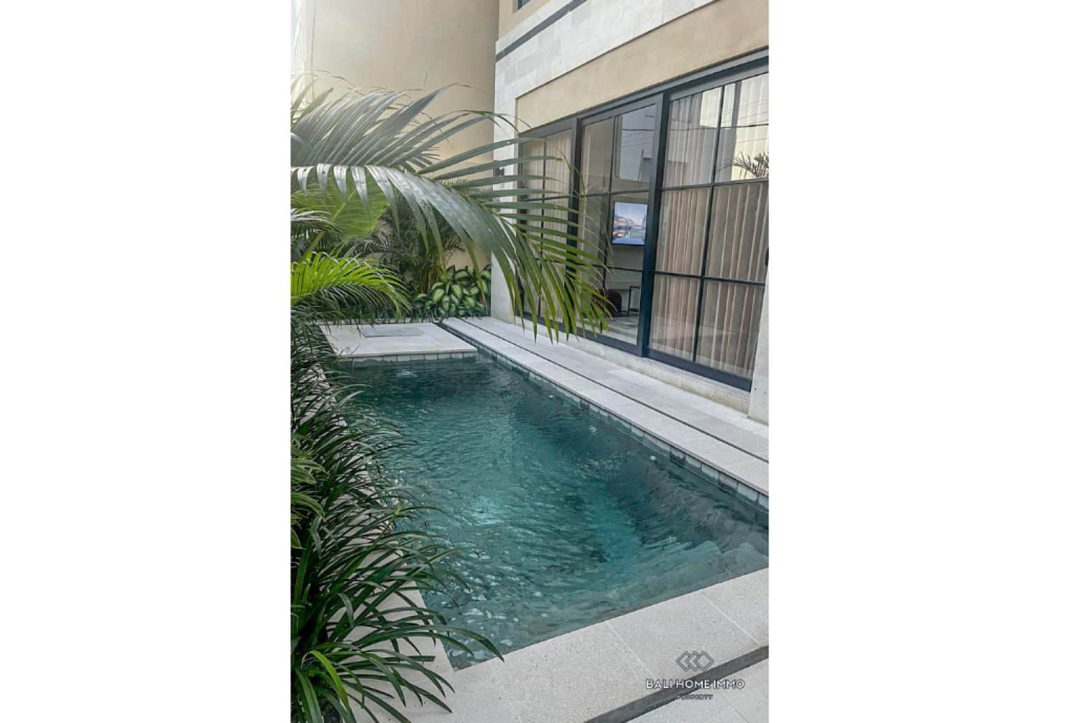 Modern 3-bedroom Villa for Sale in the Heart of Pererenan Beach Side