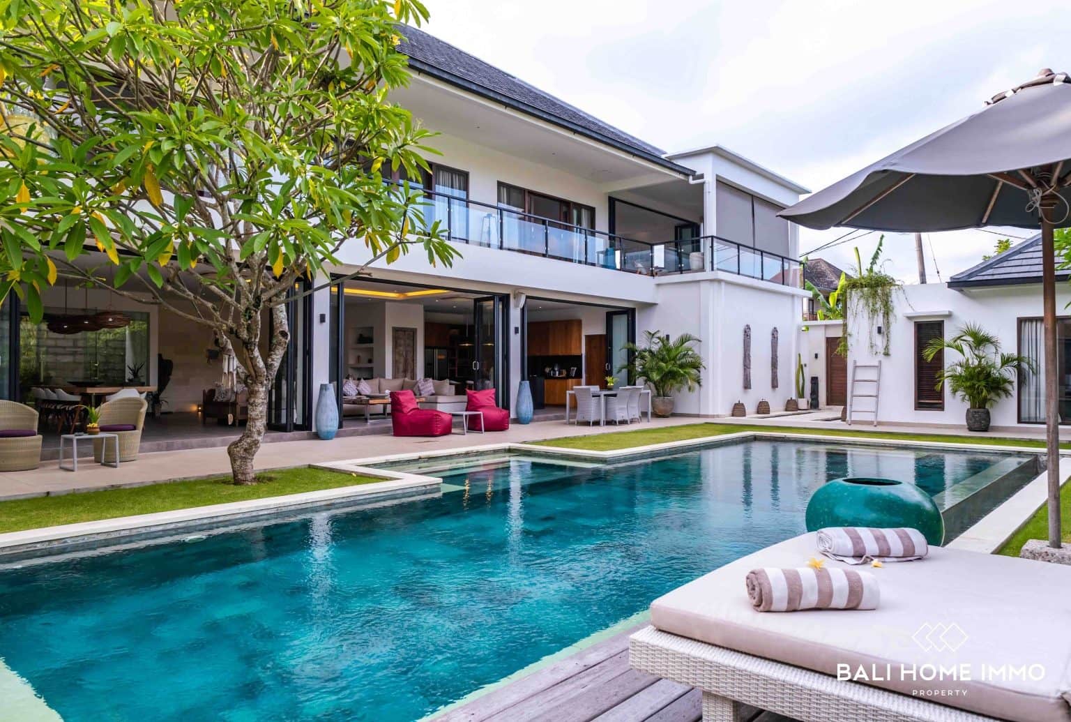 3 bedroom villa for sale leasehold in Canggu Berawa