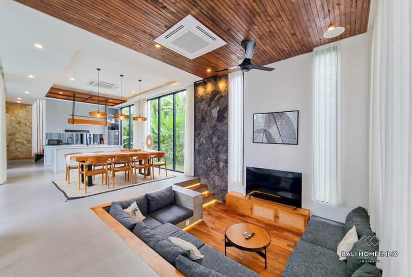 4-bedroom leasehold villa in Kerobokan — photo 3 of 5