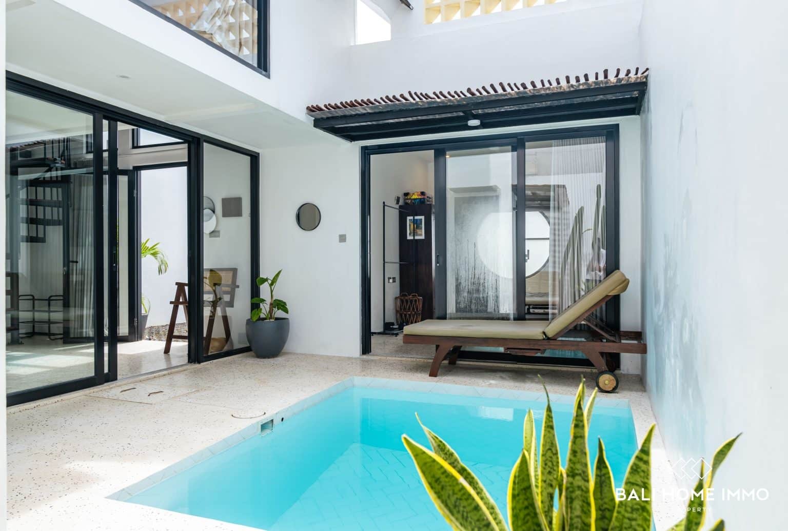 2 Bedrooms villa for Sale and Rental in Bali Kerobokan