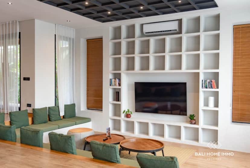 4-bedroom leasehold villa in Canggu — photo 2 of 5