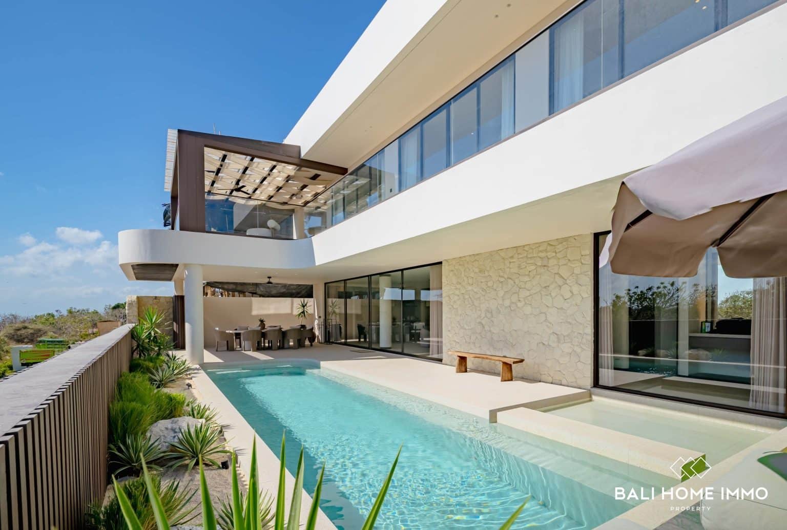 Luxury 4 Bedroom Villa with Sea View for Sale Freehold and Yearly Rental in Bingin