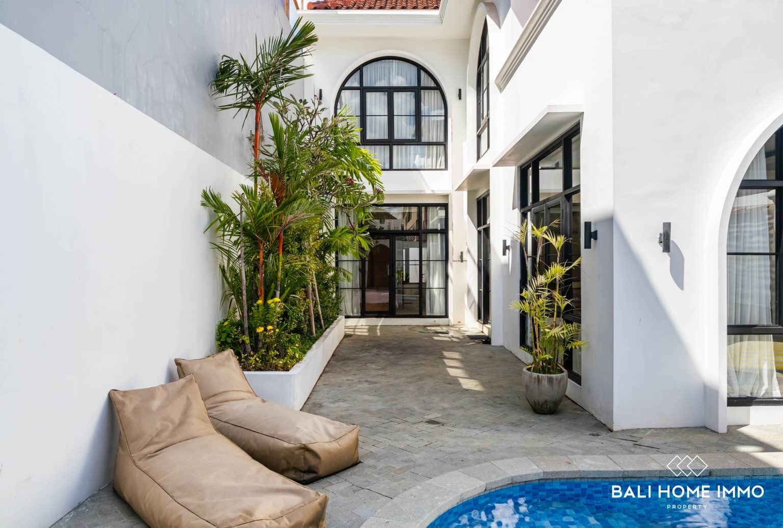 Charming 3-bedroom Villa for Sale in Kerobokan