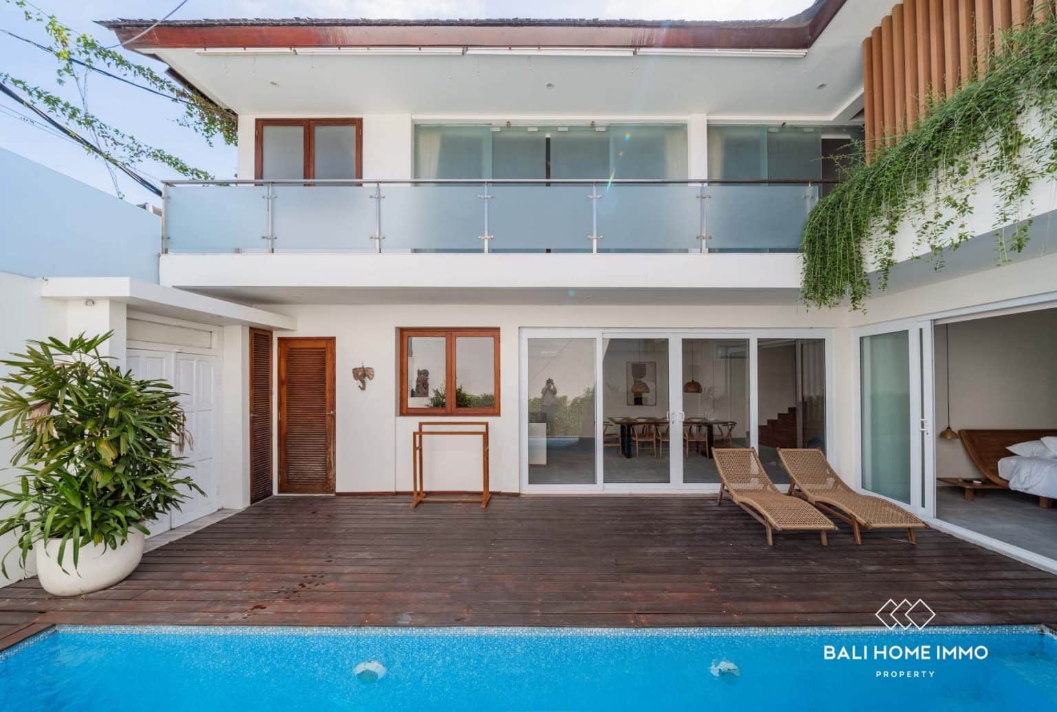 Newly Renovated 3 Bedroom Villa for Leasehold Sale in Berawa Bali