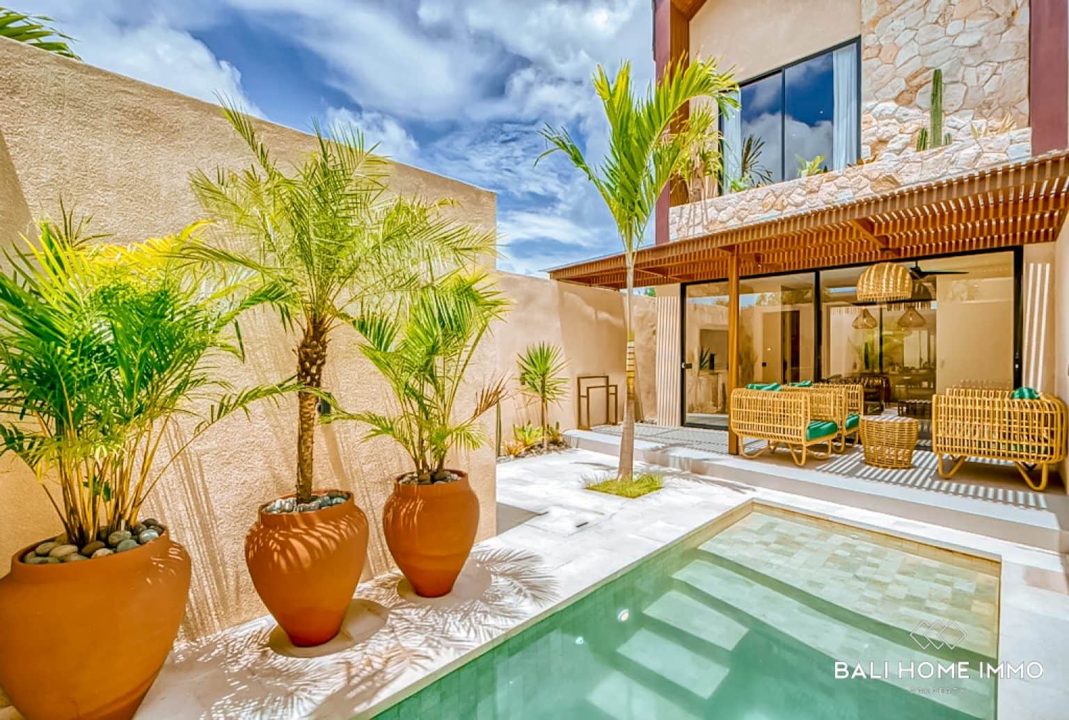 Stylish 1-Bedroom Tropical Villa For Sale Leasehold Near Bingin Beach