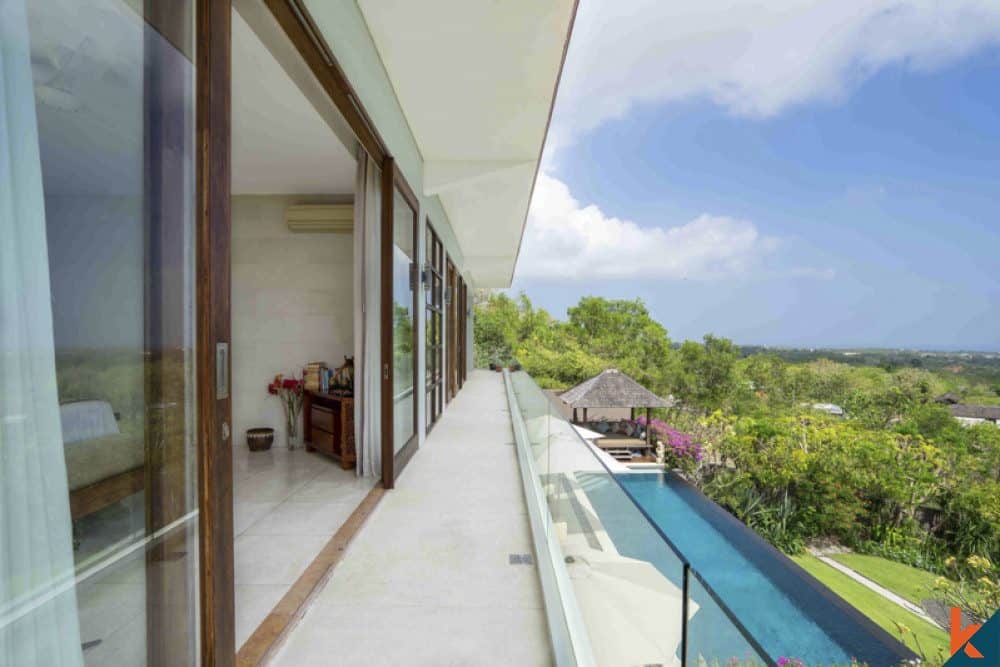 3-bedroom freehold villa in Bingin — photo 3 of 5