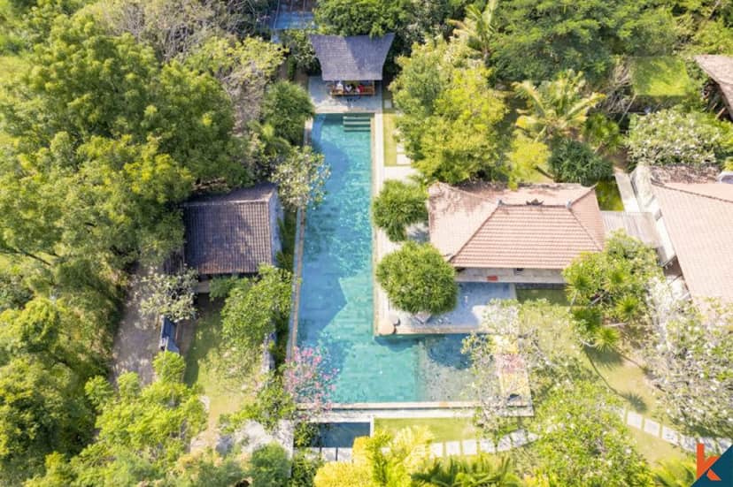 4-bedroom freehold villa in Lovina — photo 2 of 5