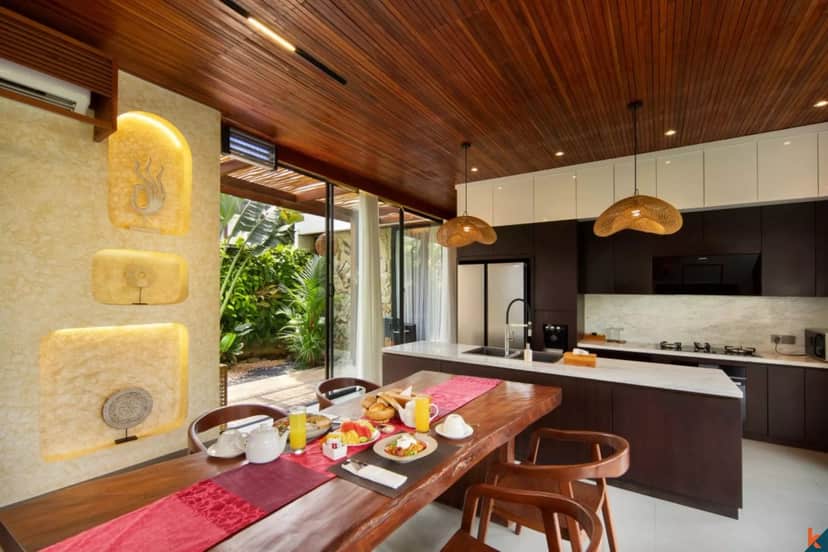 4-bedroom freehold villa in Canggu — photo 4 of 5