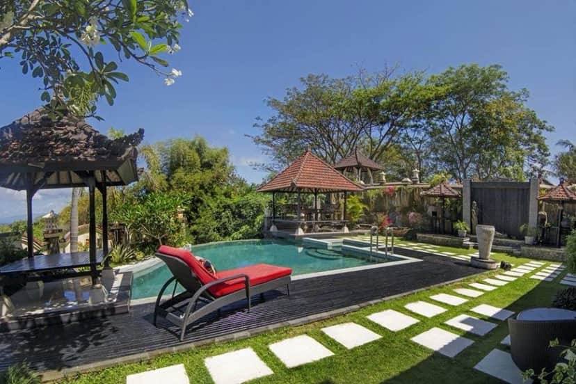 10-bedroom freehold villa in Sanur — photo 2 of 5