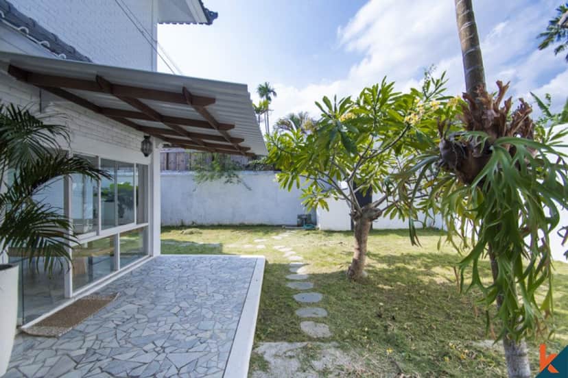 4-bedroom freehold villa in Seminyak — photo 4 of 5