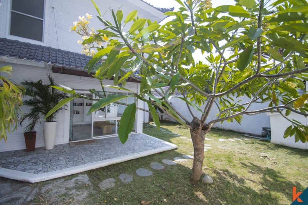 4-bedroom freehold villa in Seminyak — photo 3 of 5
