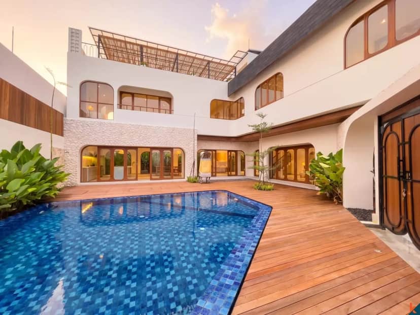 4-bedroom leasehold villa in Canggu — photo 2 of 5