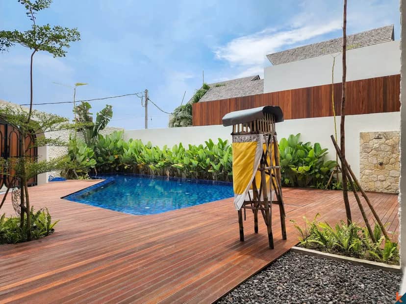 4-bedroom leasehold villa in Canggu — photo 3 of 5