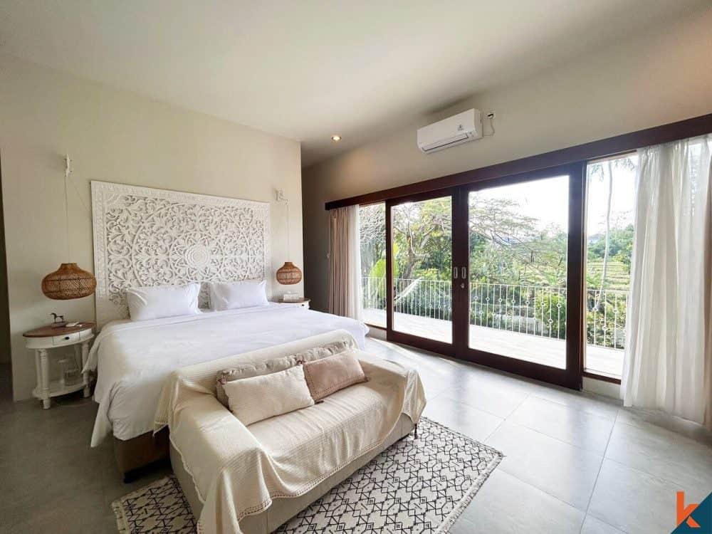 5-bedroom leasehold villa in Berawa — photo 3 of 5