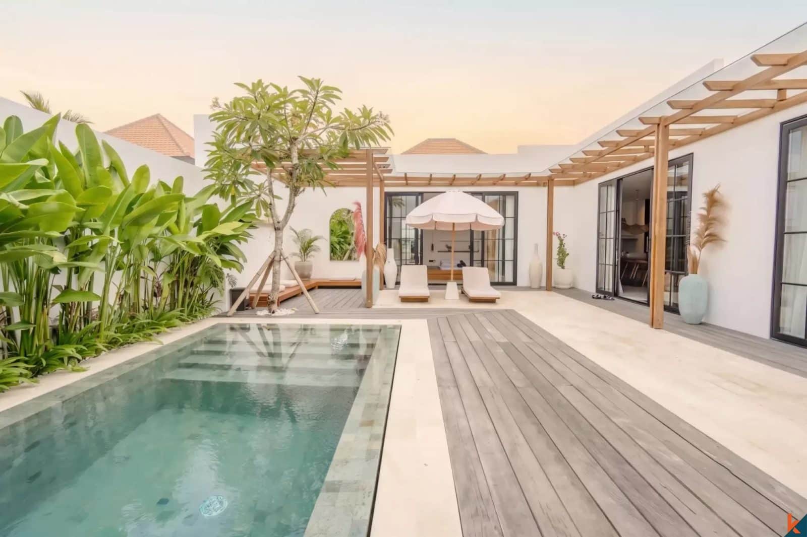 Luxurious three bedroom villa for lease in Bingin