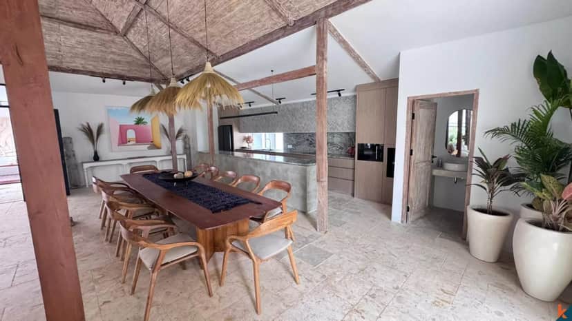 6-bedroom leasehold villa in Buduk/Mengwi — photo 3 of 5