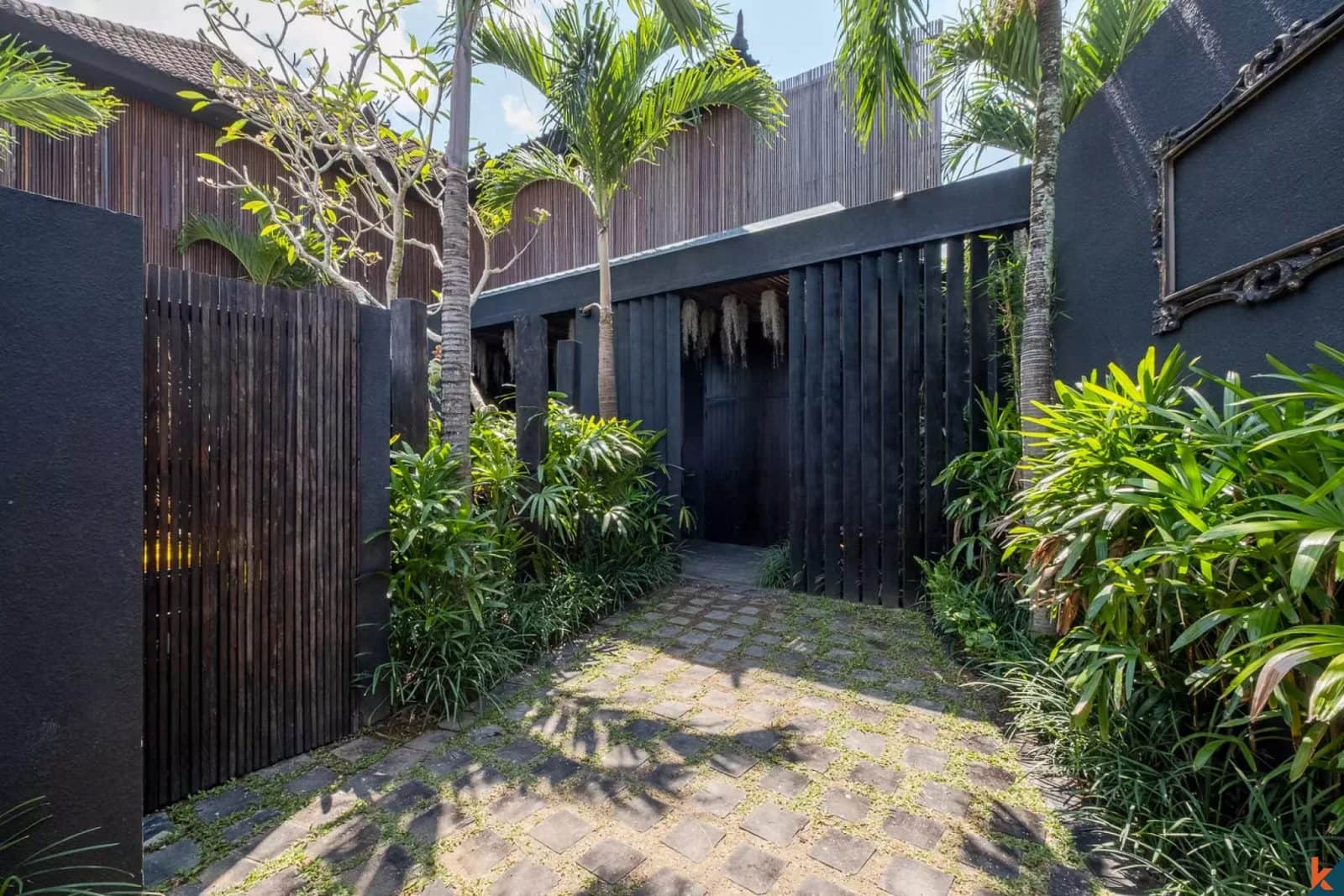 4-bedroom leasehold villa in Canggu — photo 4 of 5