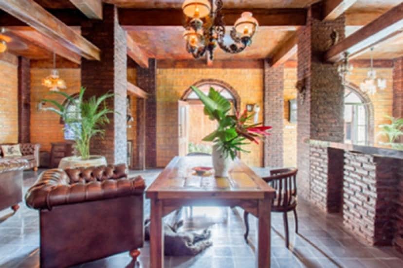 4-bedroom leasehold villa in Canggu — photo 2 of 5