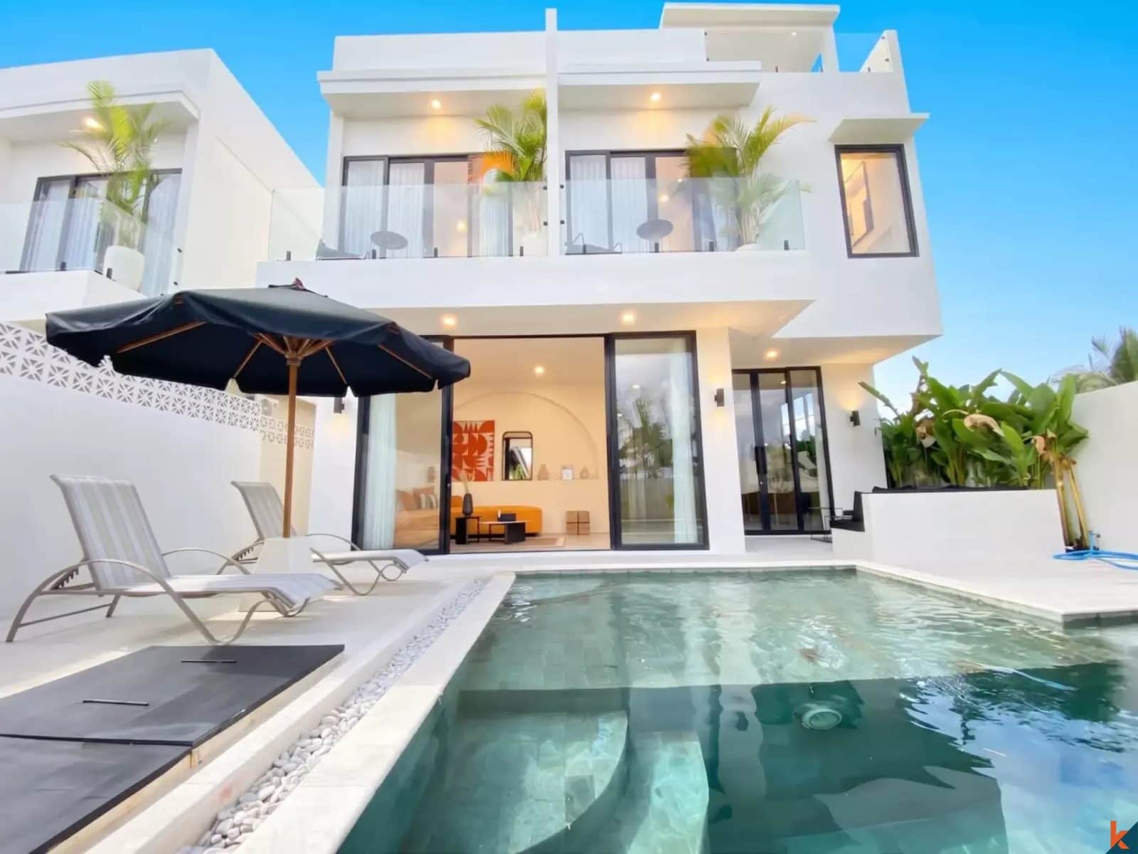 New four bedrooms leasehold villa walking distance to the beach