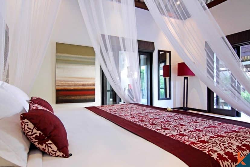 4-bedroom leasehold villa in Kerobokan — photo 3 of 5