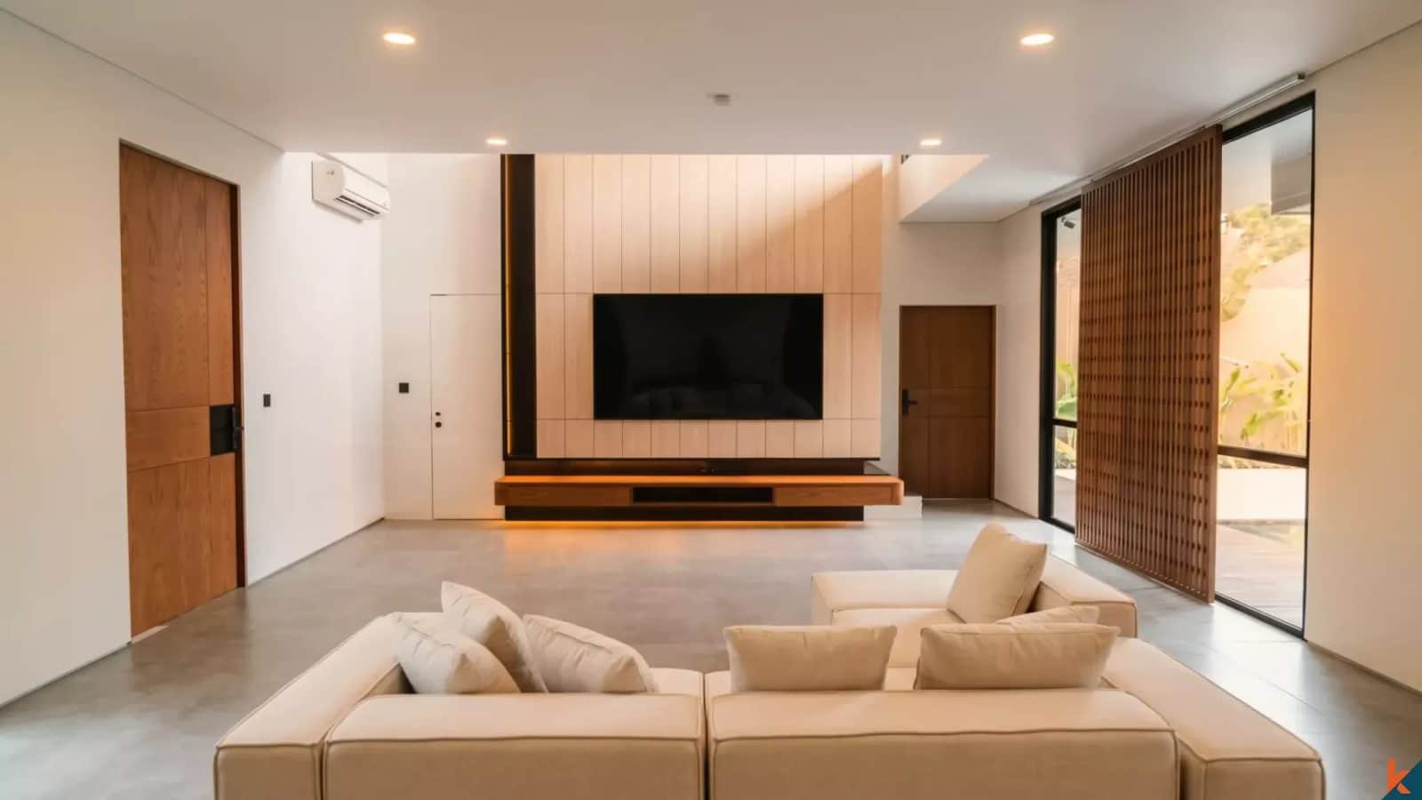 4-bedroom freehold villa in Jimbaran — photo 3 of 5