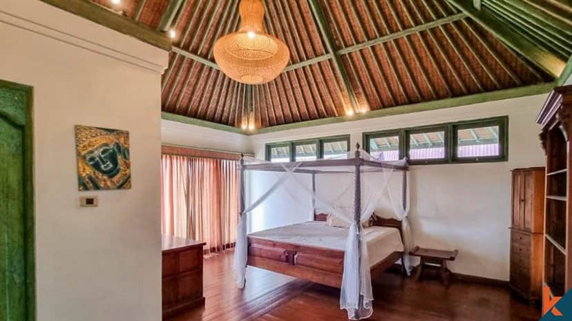 5-bedroom leasehold villa in Pererenan — photo 2 of 5