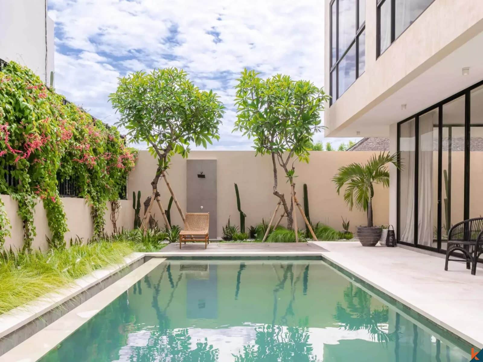 Brand new modern three bedroom leasehold estate in Pererenan