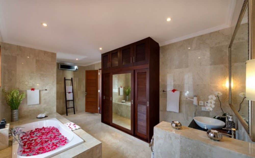 3-bedroom leasehold villa in Seminyak — photo 4 of 5