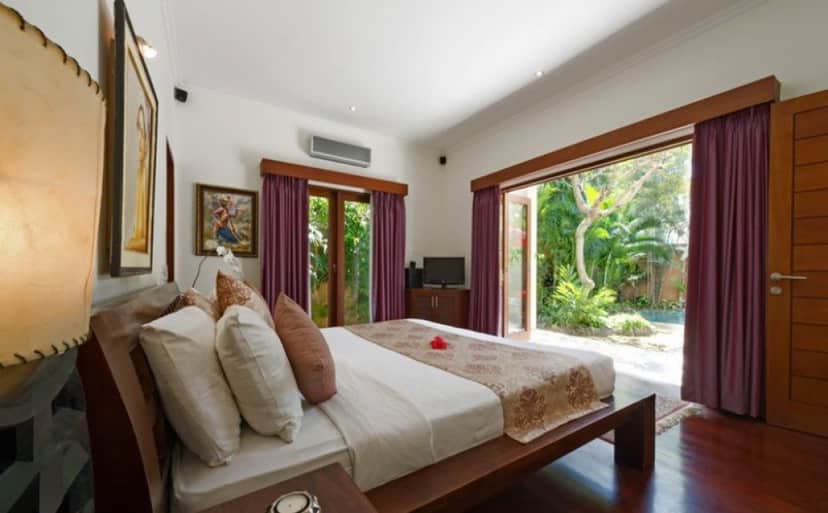 3-bedroom leasehold villa in Seminyak — photo 3 of 5