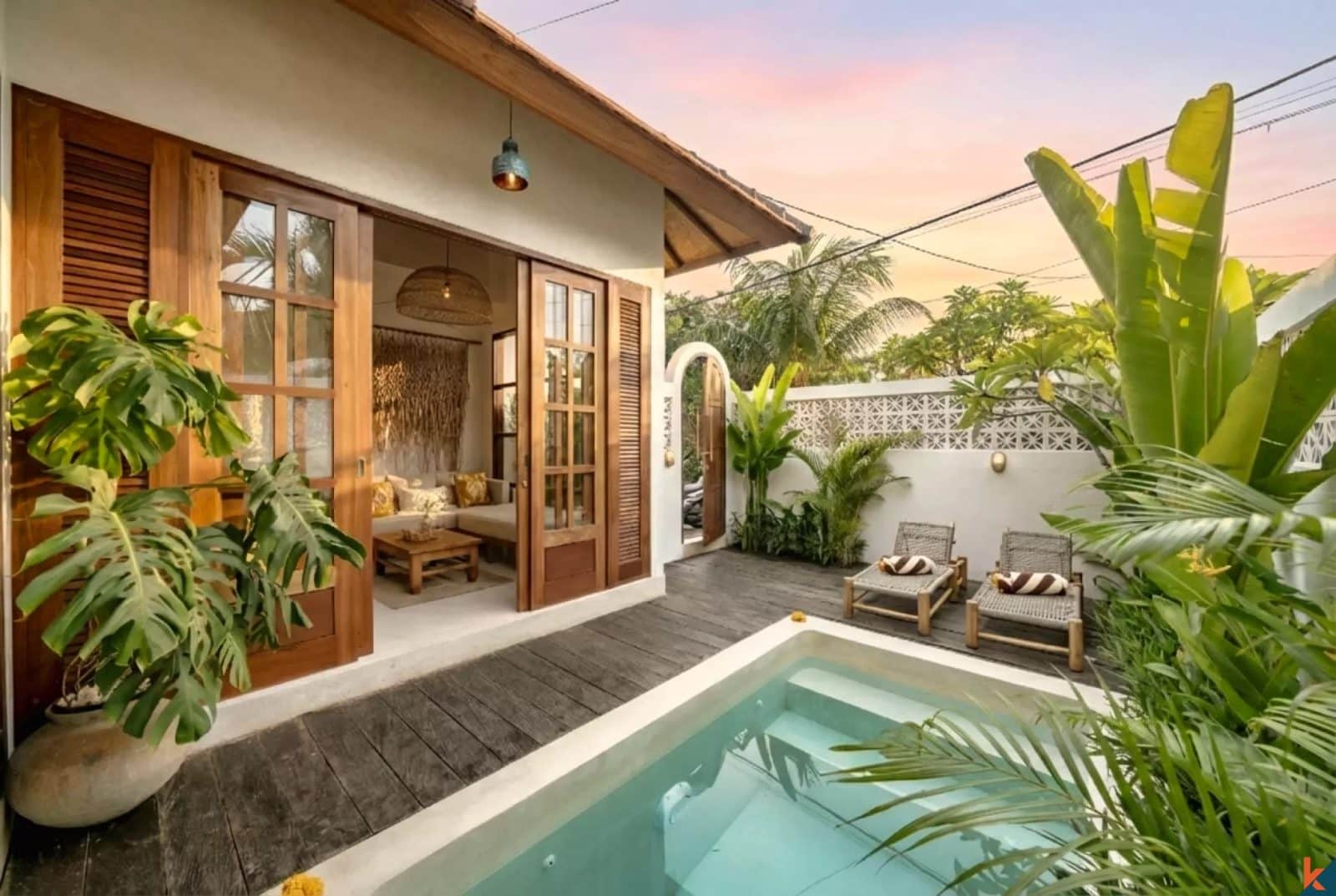 Beautiful One Bedroom Leasehold ROI Villa in Kedungu
