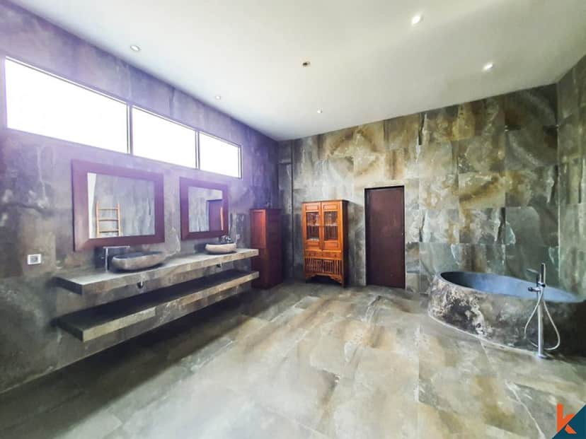 4-bedroom leasehold villa in Umalas — photo 4 of 5