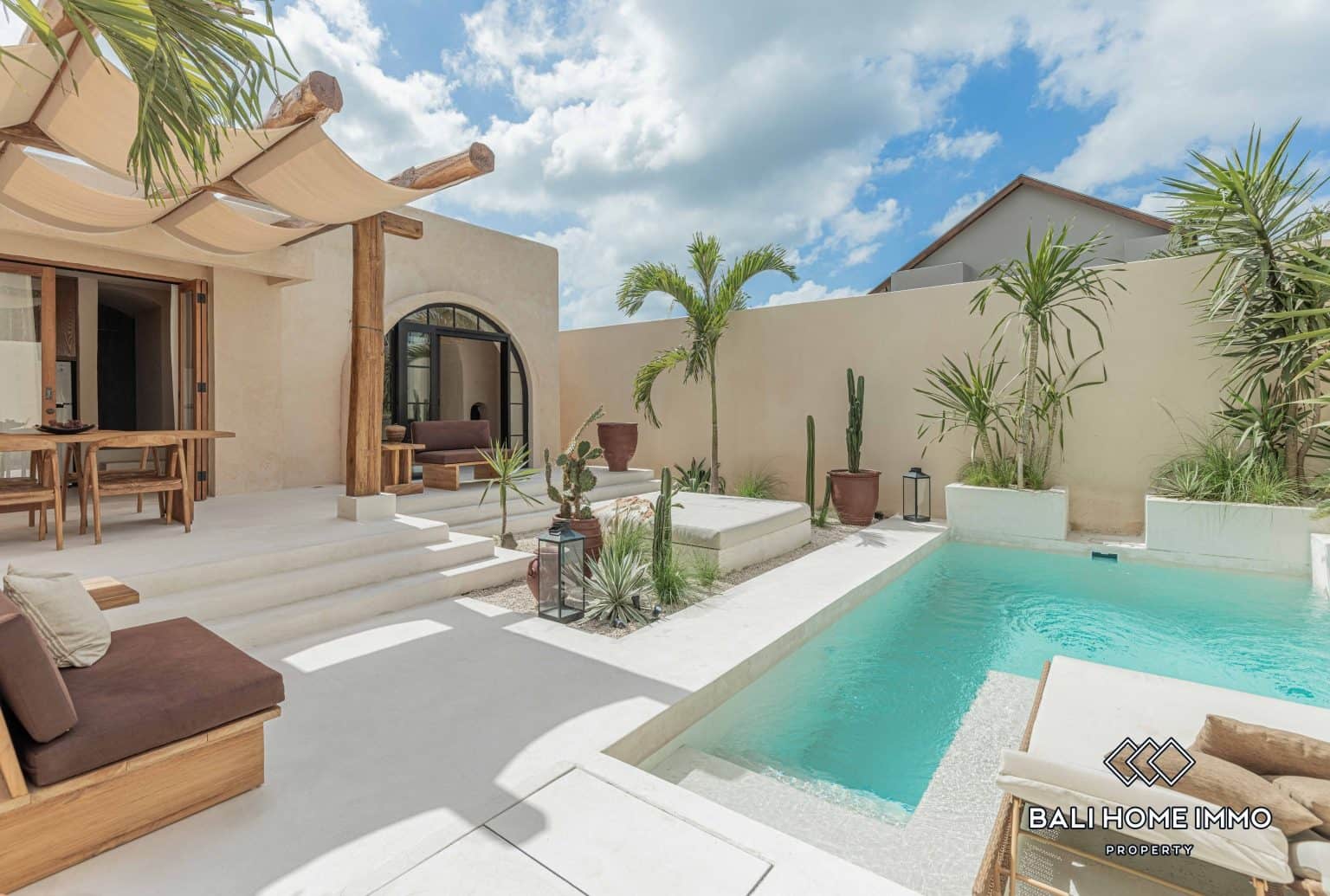 Two Units Villa for Sale in Canggu Batu Bolong - RF8517C