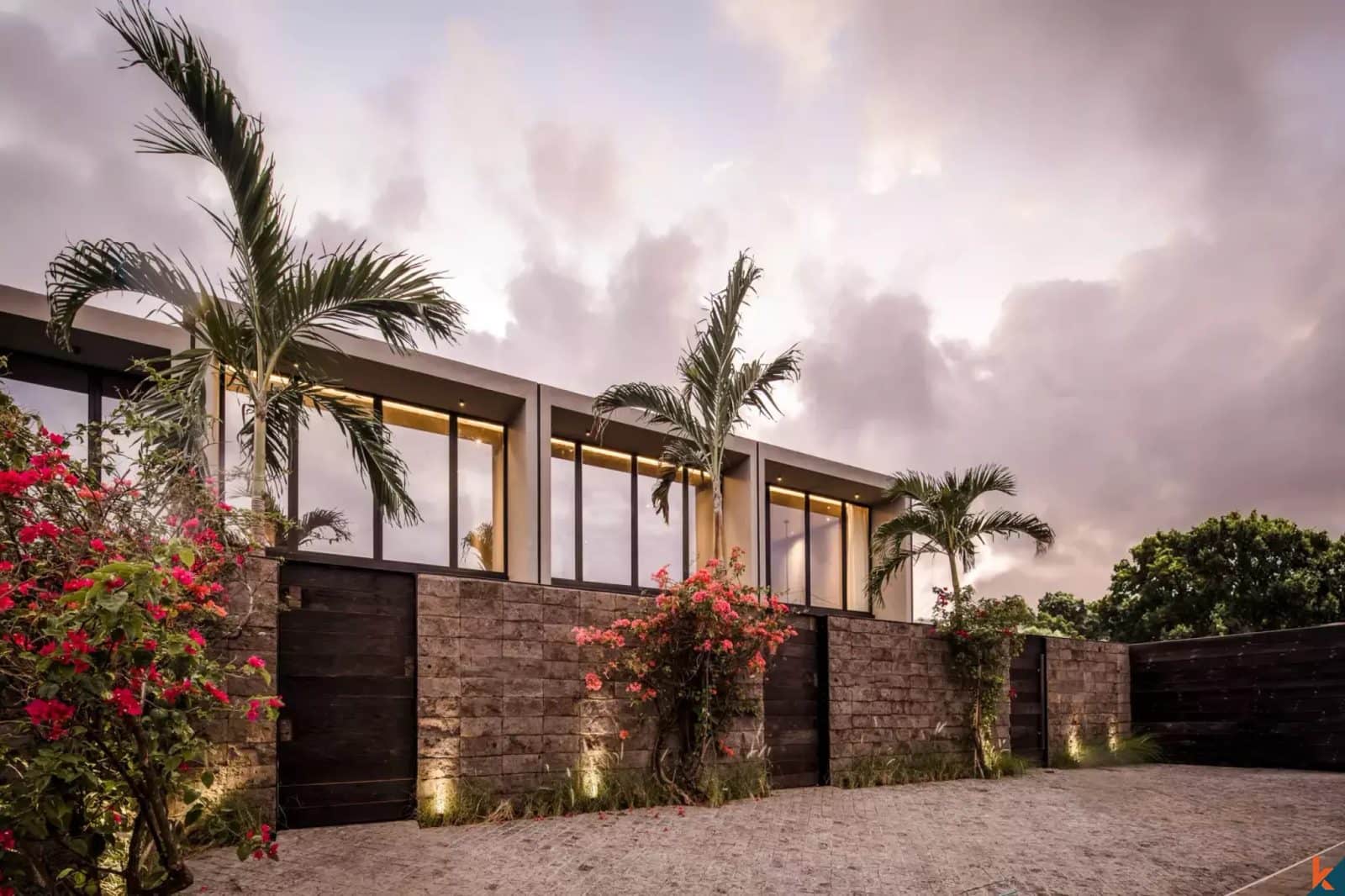 Two bedroom modern leasehold townhouse style villa in Umalas