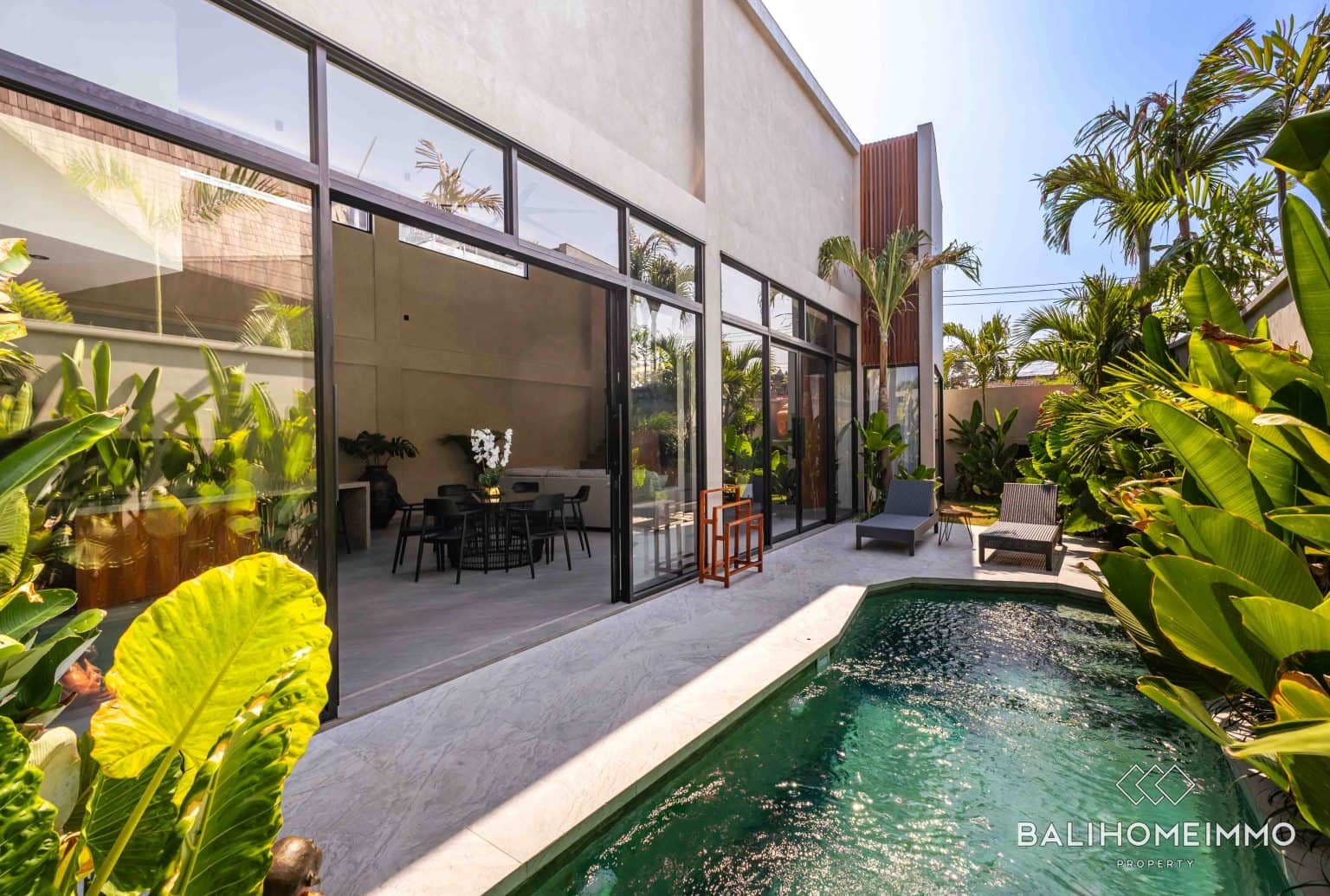 Brand New Modern 3 Bedroom Villa for Sale in Bali Kerobokan