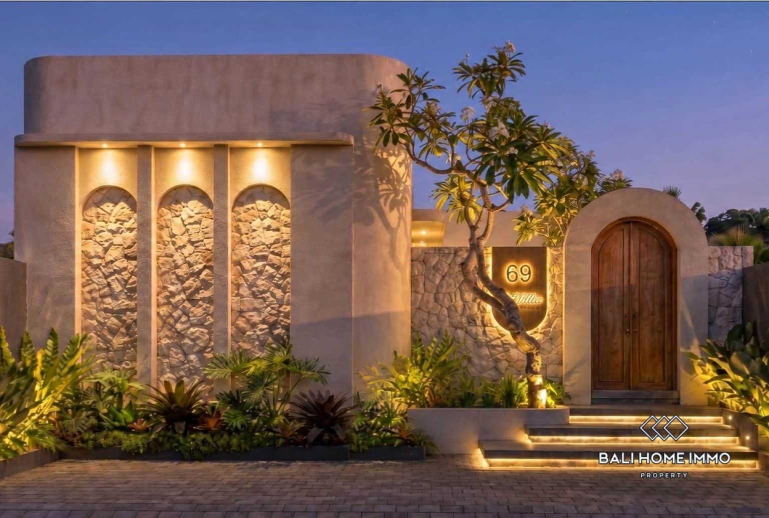 3-bedroom freehold villa in Ungasan — photo 2 of 5