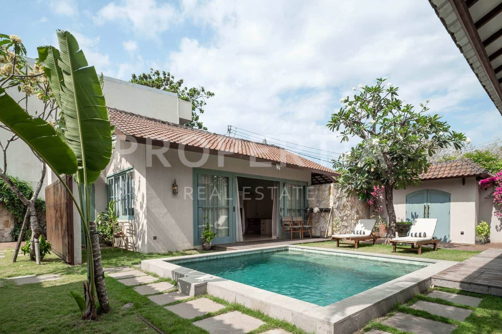 3-bedroom freehold villa in Bingin — photo 2 of 5