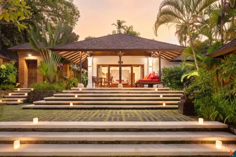 4-bedroom freehold villa in Pererenan — photo 2 of 5